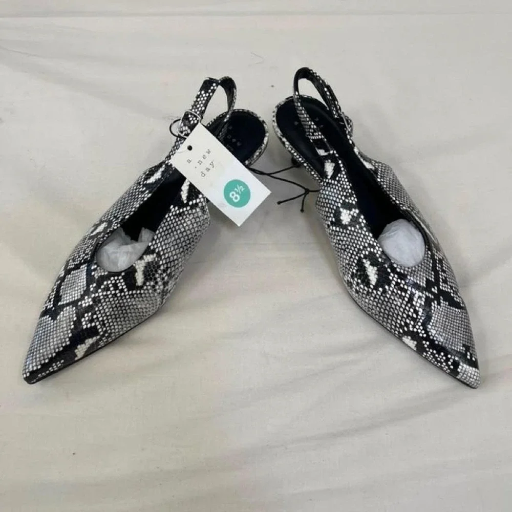 Black & white snake print slingback flats